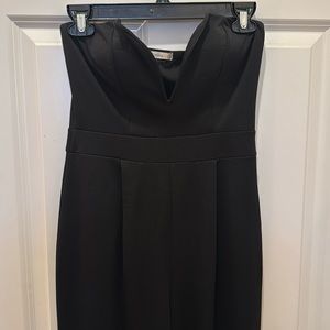 Sweetheart jumpsuit with metal V neck